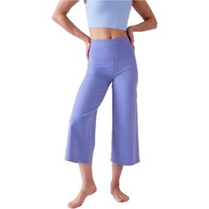 Athleta NWOT Elation Wide Crop Pant Legging Size XS and Small